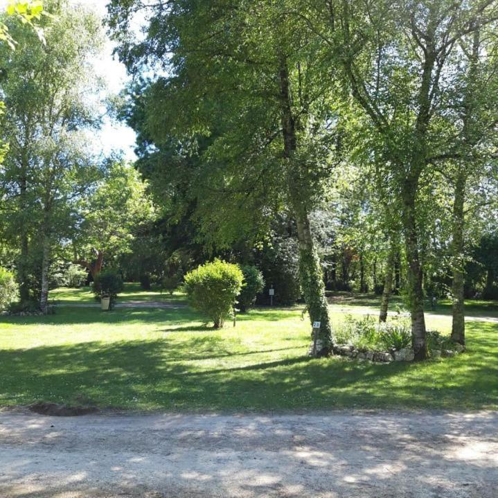 Camping De Baignes Hotel Exterior foto